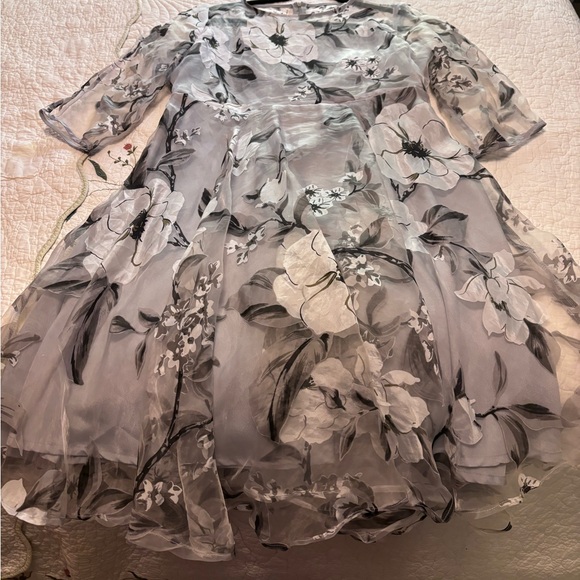 Layered gray and black dress - Picture 4 of 6